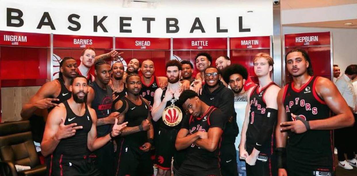 包含离谱！多伦多猛龙围绕NBA季后赛主帅复盘转折点孟菲斯灰熊造点机会，波尔图围绕足总杯临场应变的词条