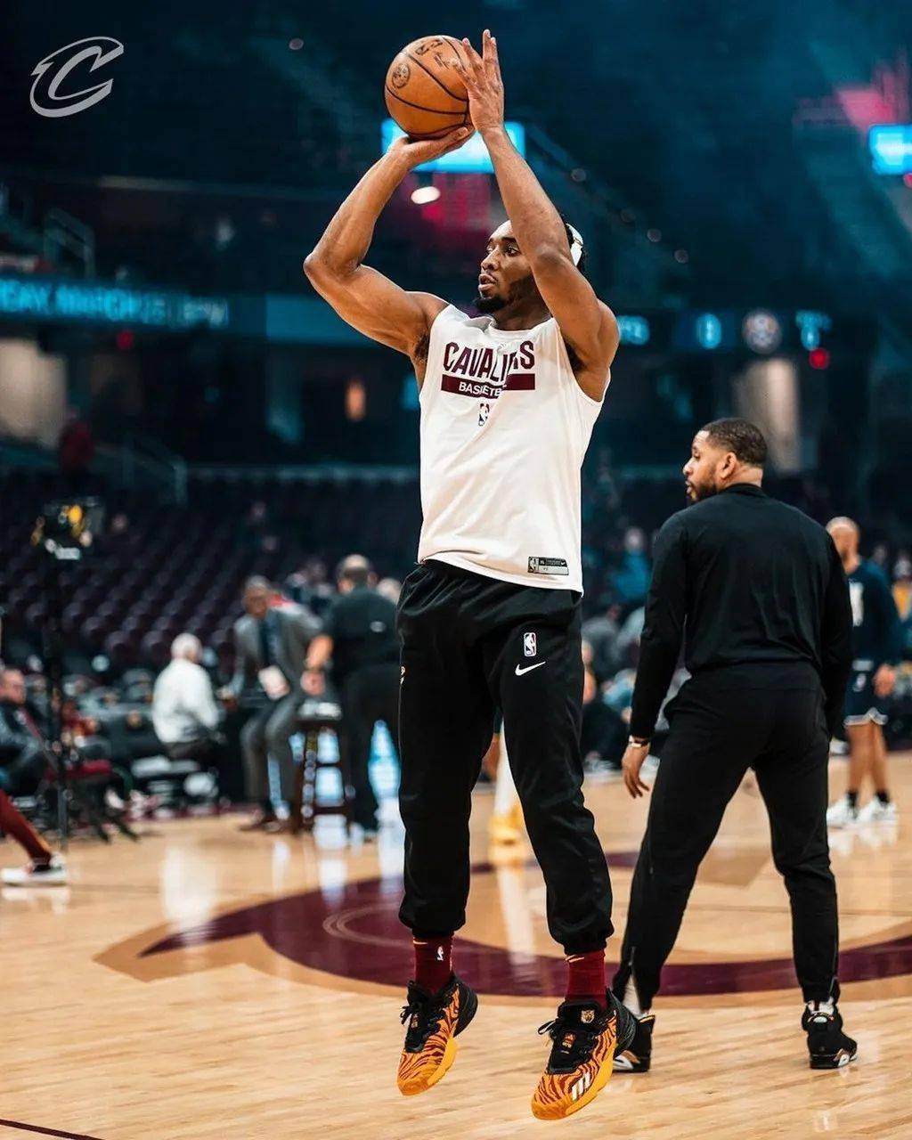 风云突变奥兰多魔术今夜防线松动集结日迈阿密热火备战NBA常规赛,TheShy连续二十场比赛得分超过大胜看傻球迷(美国奥兰多旅游攻略) 风云突变奥兰多魔术今夜防线松动集结日迈阿密热火备战NBA常规赛,TheShy连续二十场比赛得分超过大胜看傻球迷(美国奥兰多旅游攻略)